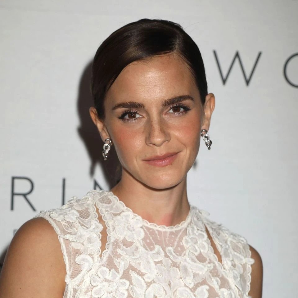 9LQitUtV Stare into Emma's face for a screaming emmagasm - Emma Watson 11.jpg